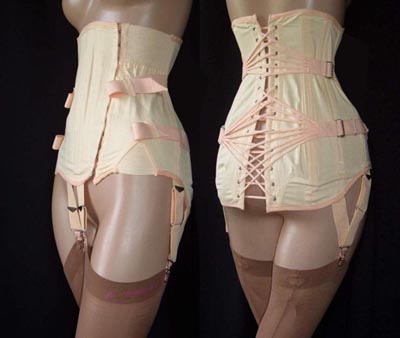 Vintage Deesse backlace corset - Courtesy of gilo49