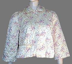 Vintage 1940s rayon bed jacket - Courtesy of alonesolo/fashiontales