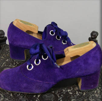 1960s Miss America suede shoes - Courtesy of noblevintage.com