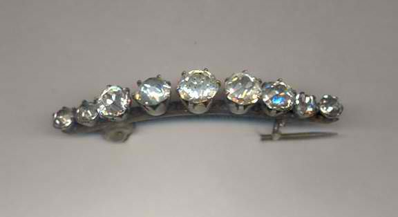 early 1900 rhinestone paste collar pin - Courtesy of linn'scollection