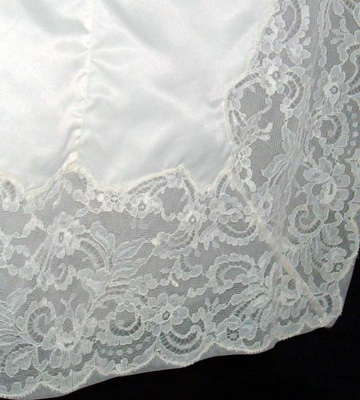 Chantilly lace - Courtesy of gilo49