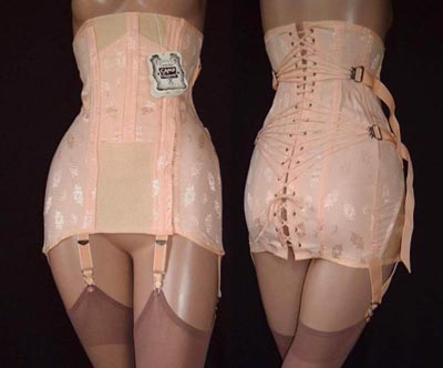 Vintage camp corset - Courtesy of gilo49
