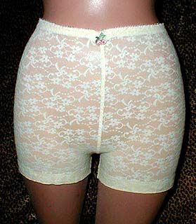Vintage Schiaparelli panty girdle - Courtesy of thespectrum