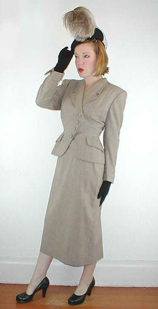 late 1940s suit - Courtesy of denisebrain