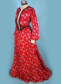  1902 red silk print dress - Courtesy of antiquedress.com