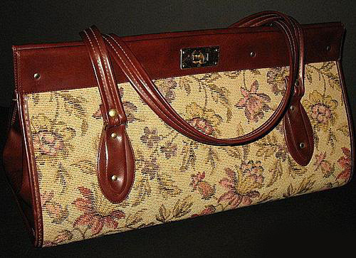 1960s tapestry purse - Courtesy of fallsavenuevintage