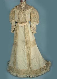 1904 silk gown - courtesy of antiquedress.com