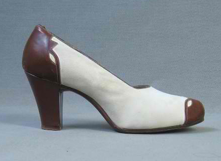  1930s Spectator shoes - Courtesy of magsragsvintage