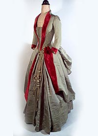  1885 silk & velvet dress - Courtesy pastperfectvintage.com 