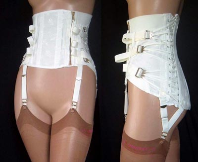 Vintage Camp corset - Courtesy of gilo49