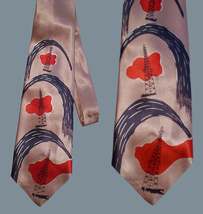  1940s satin oil well necktie - Courtesy of thespectrum