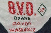 from a 1950s shirt - Courtesy of fast_eddies_retro_rags