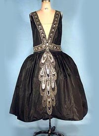 1926-27 Lanvin beaded silk Robe de Style - Courtesy of antiquedress.com 