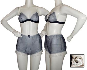 1960s Mary Quant bra and panties set  - Courtesy of emmapeelpants