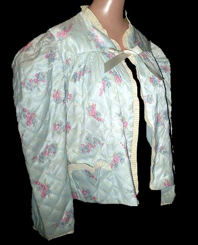 Vintage 1940s bed jacket - Courtesy of thespectrum