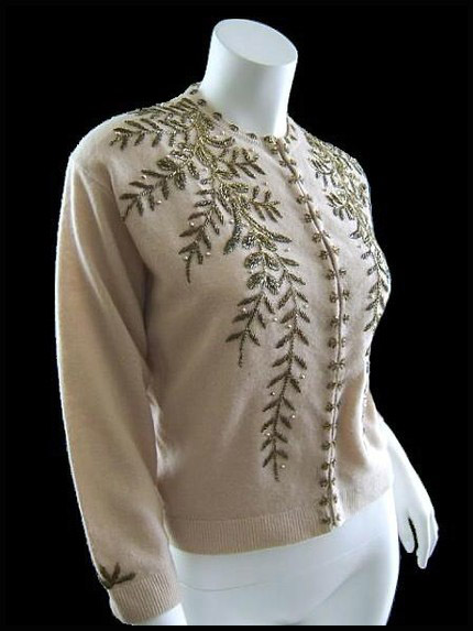 Vintage 1950s angora sweater  - Courtesy of fasteddiesretrorags