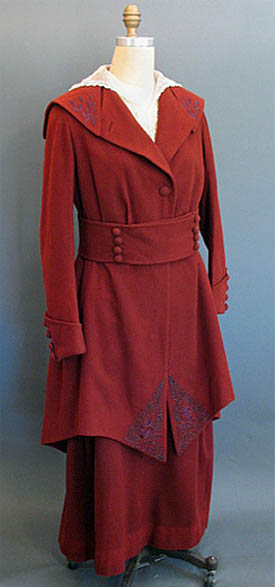 1915 cranberry wool suit from Jordan Marsh Co - Courtesy of pastperfectvintage.com