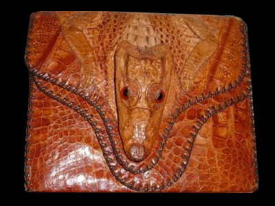 Vintage Hornback crocodile handbag - Courtesy of gaildavid