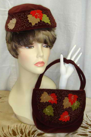  1950s Doris hat & purse set - Courtesy of cur.iovintage