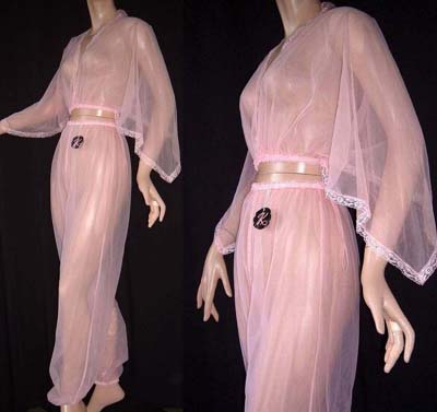 Vintage 1960s haram style pajamas - Courtesy of gilo49