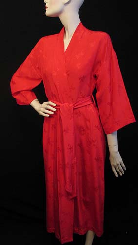 Vintage 1970s silk robe - Courtesy of themerchantsofvintage