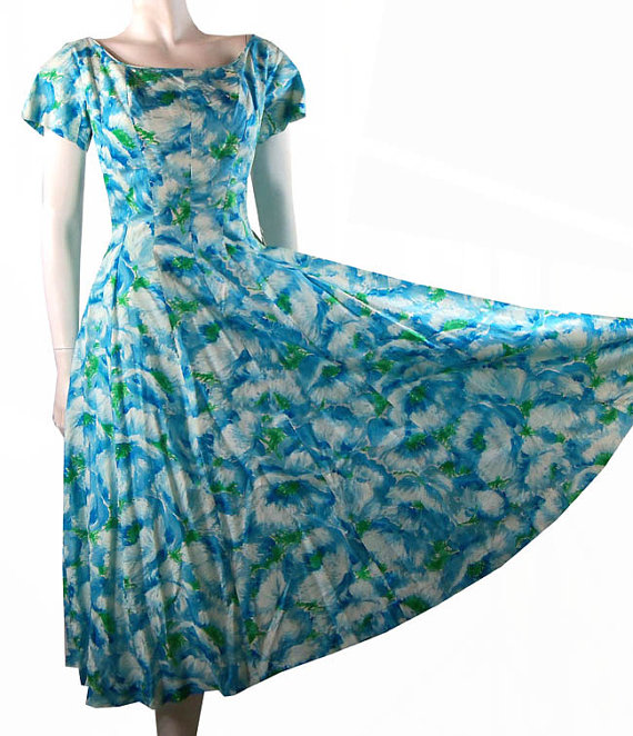 1950s GiGi Young silk dress - Courtesy of pinkyagogo
