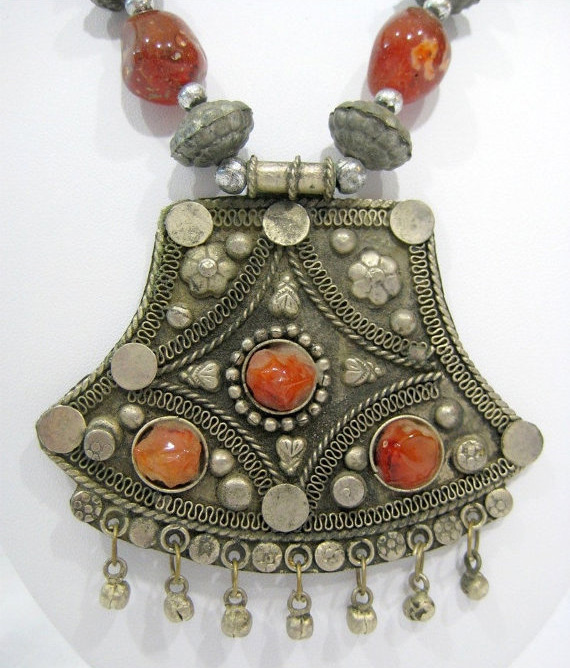 1970s Tibetan beaded necklace - Courtesy of sweetmelissasvintage