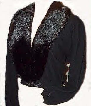 Sweater with fur collar Courtesy of bombshell*frocks