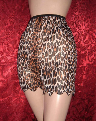 Vintage Vanity Fair leopard panties - Courtesy of gilo49