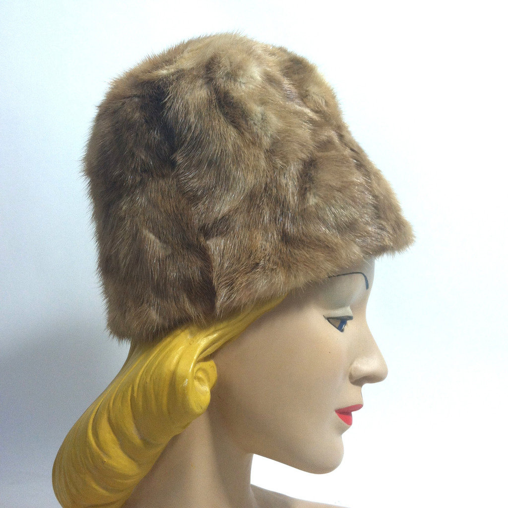 1960s fez inspired hat  - Courtesy of dorotheascloset