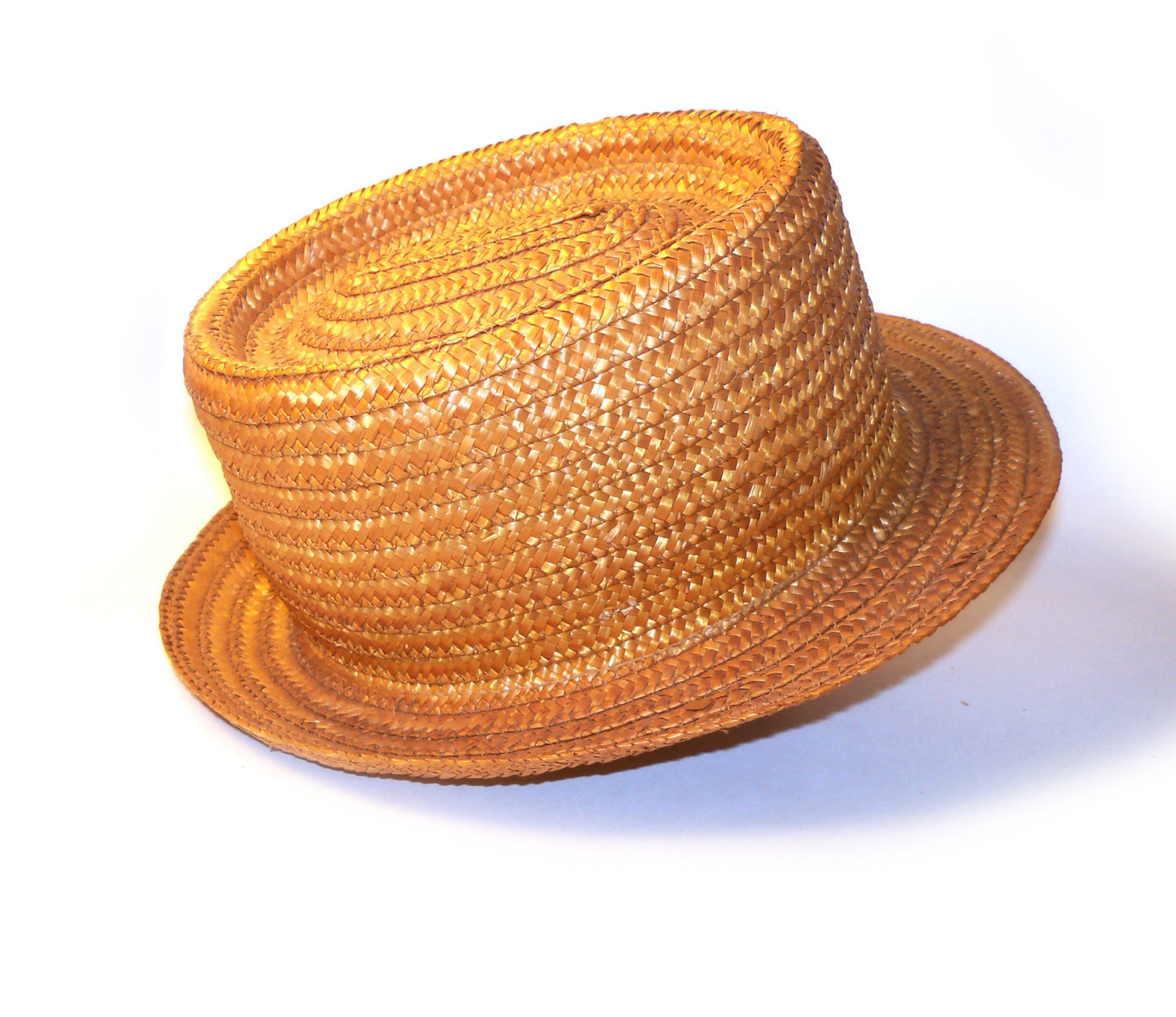 1960s pork pie straw hat - Courtesy of pinkyagogo