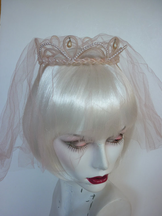 1960s bridal tiara headpiece  - Courtesy of decotodiscovintage