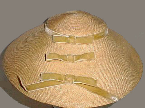 1950s straw mushroom hat - Courtesy of thespectrum