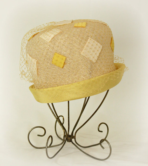 1960s straw bubble hat  - Courtesy of anothertimeantiques