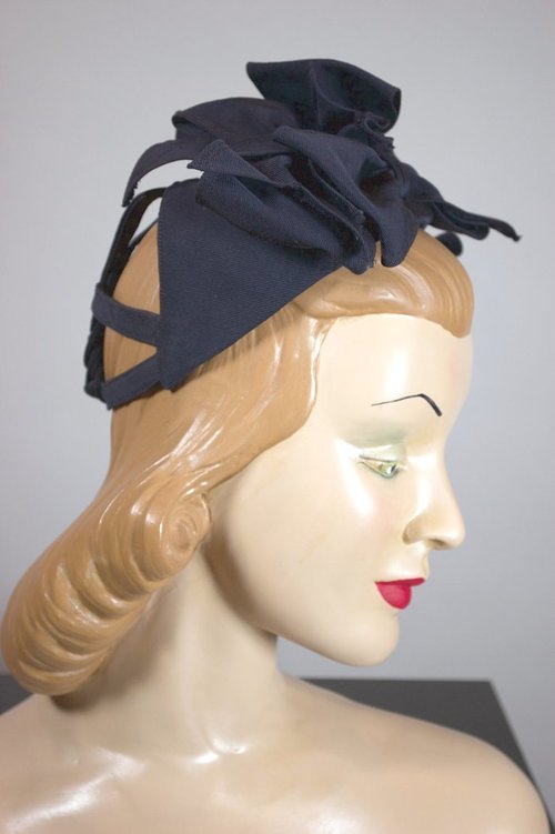 1940s tilt hat - Courtesy of vivavintageclothing