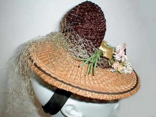 1930s straw tilt hat - Courtesy of thespectrum
