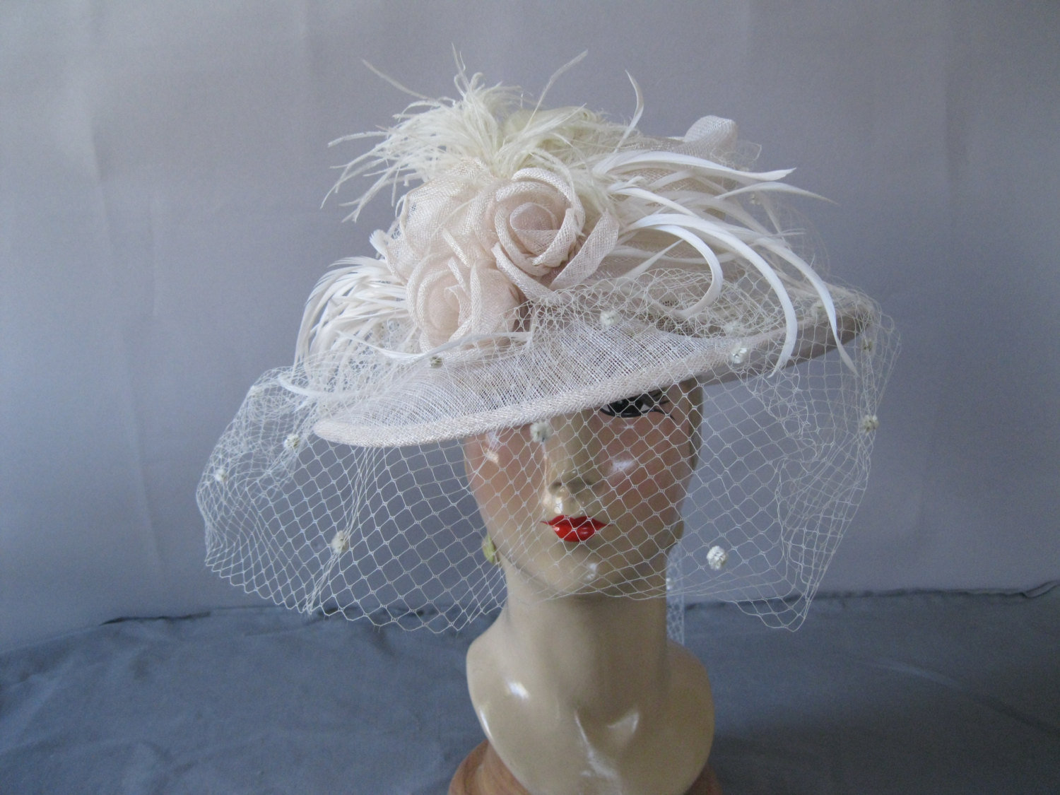 1980s Kentucky Derby hat  - Courtesy ladyscarlettsvintage
