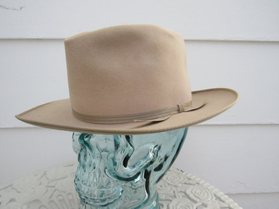 1950s beaver felt cowboy hat - Courtesy of wyomingvintage