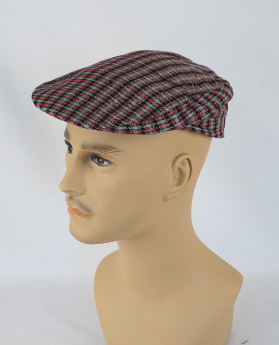 1950s flat cap driving cap -  Courtesy of alleycatsvintage