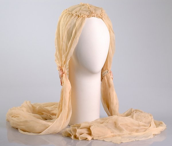 1923 American silk boudoir cap  - Courtesy of the Metropolitan Museum of Art