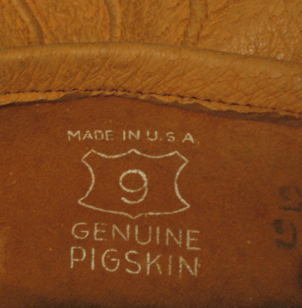 Vintage pigskin gloves  - Courtesy of themerchantsofvintage
