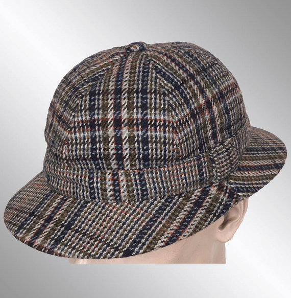 1940s Deerstalker inspired hat -  Courtesy of vintagefanattic