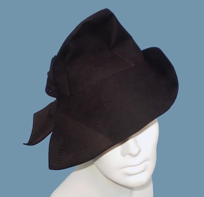 Late 1930s asymmetrical slouch hat - Courtesy of thespectrum