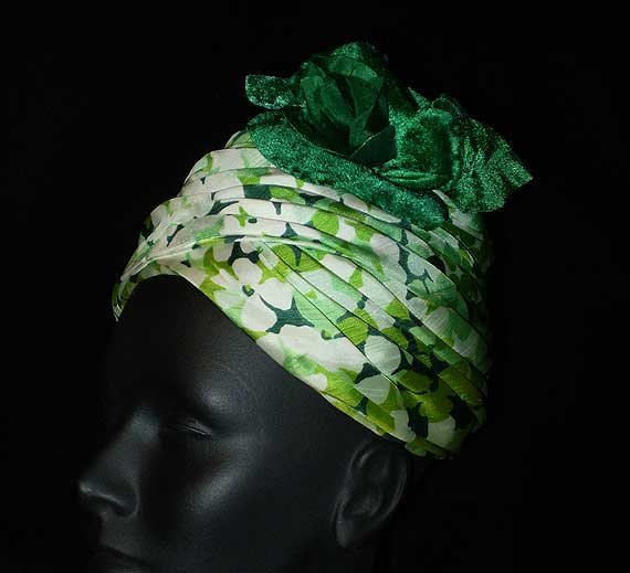 1960s Archie Eason printed silk toque hat - Courtesy of thespectrum