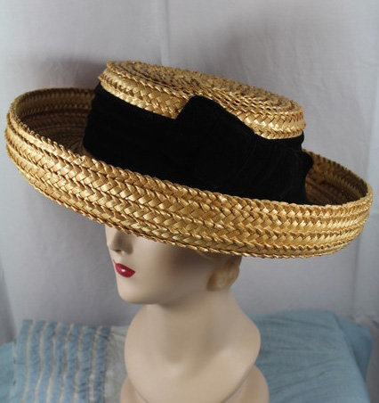 1900 / 1910 Edwardian straw boater hat - Courtesy of cmpollack