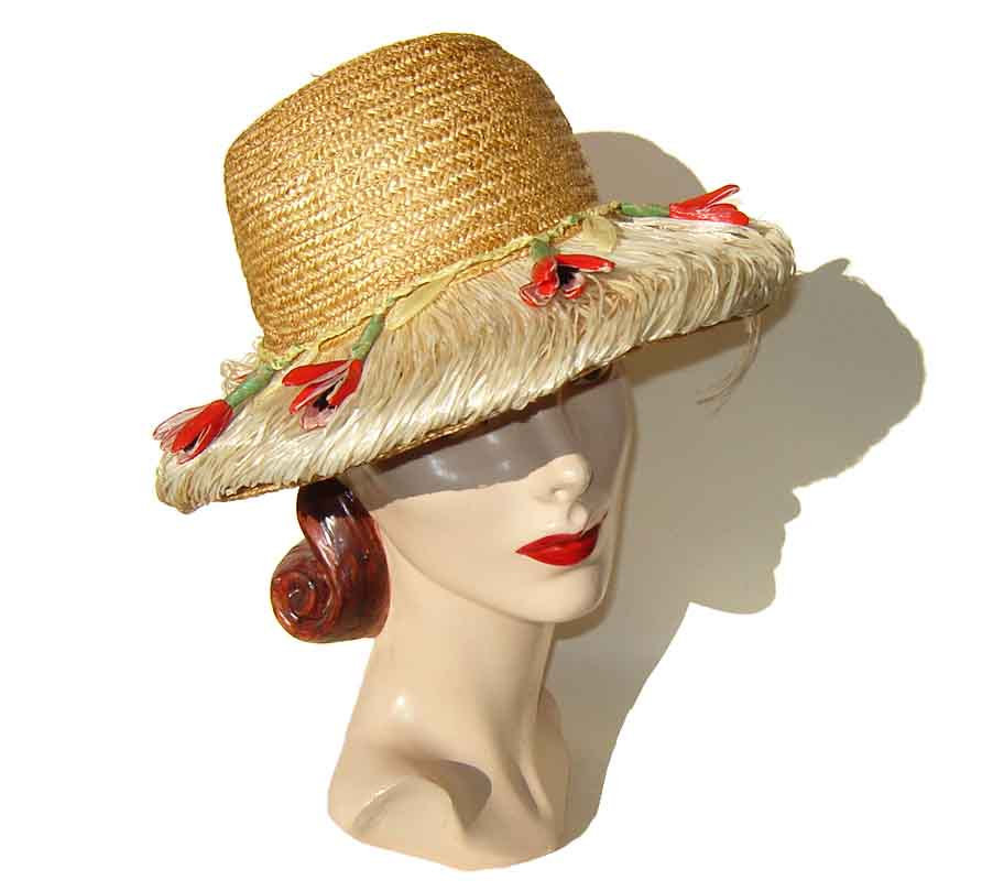 late 1960s straw beach hat  - Courtesy of metroretrovintage