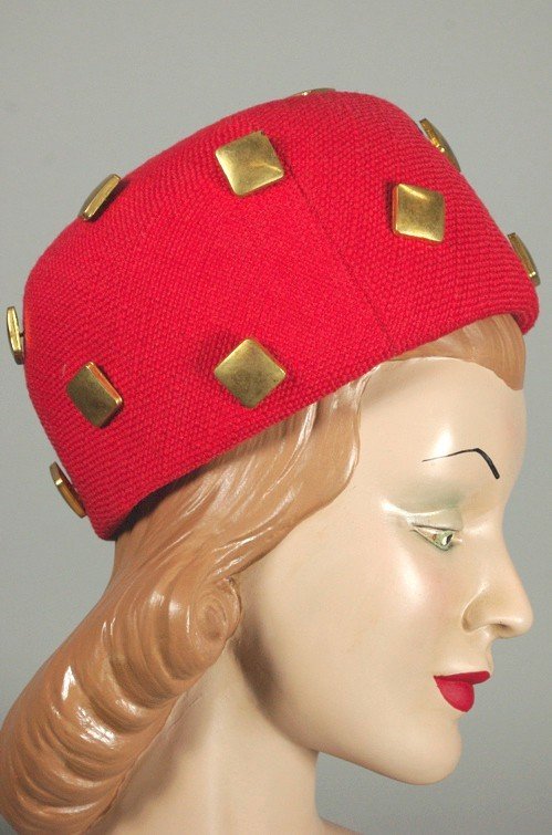 1960s Jacques Heim pillbox hat  - Courtesy of vivavintageclothing