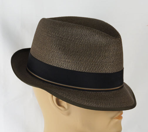 1960s front pinch on a Stetson fedora  - Courtesy of alleycatsvintage