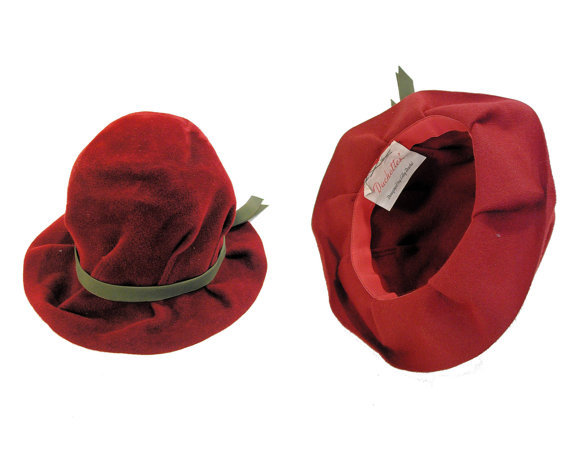 1960s Lily Daché felt brimmed cloche  - Courtesy of morningglorious