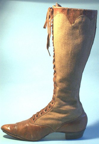 Bicycling boots c. 1895 - 1900